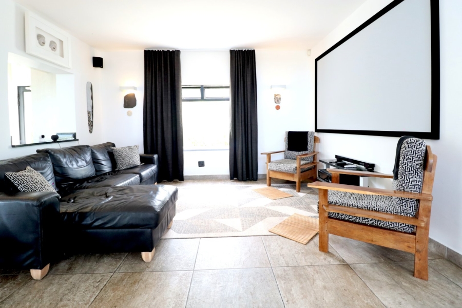 4 Bedroom Property for Sale in Seaview Eastern Cape